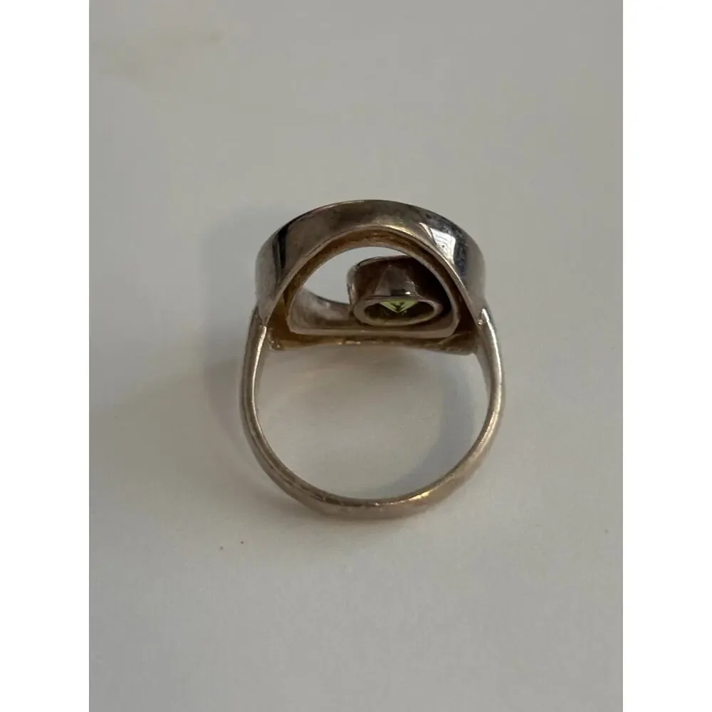 Sterling Silver Peridot Ring Size 7